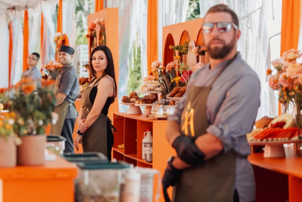 Wedding catering team setup highlighting Dubai wedding planning mistakes when choosing unfamiliar vendors